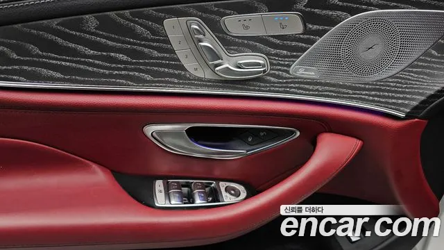 Mercedes-Benz CLS-Class — Фото автомобиля 18