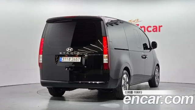 Hyundai Staria Staria Tourer 9 мест — Фото автомобиля 2