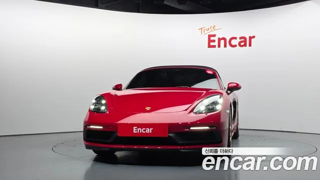 Porsche 718 — Фото автомобиля 3
