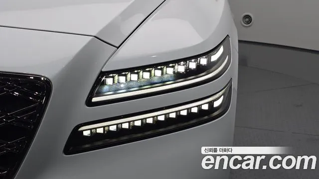 Genesis GV80 — Фото автомобиля 6