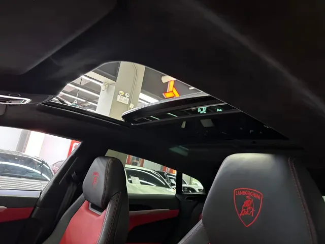 Lamborghini Urus — Фото автомобиля 15