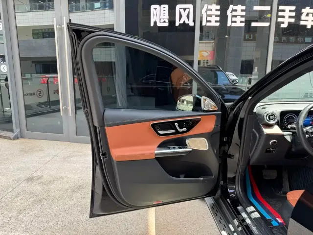 Mercedes-Benz Mercedes-Benz GLC 2024 Facelift GLC 300 L 4MATIC Sport 5-seater — Фото автомобиля 11