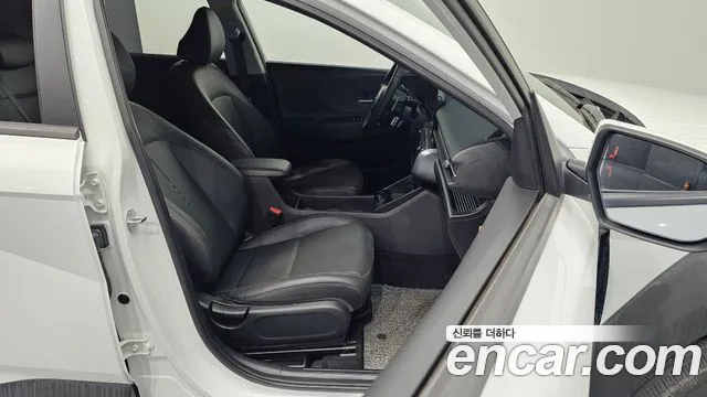 Hyundai Kona SX2 — Фото автомобиля 15