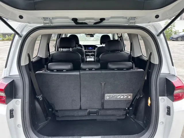 GAC Trumpchi M6 — Фото автомобиля 19