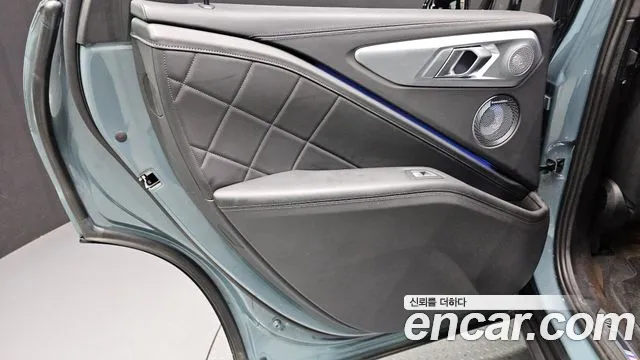 BMW XM G09 — Фото автомобиля 14