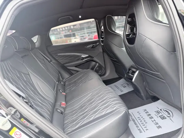 BYD Seal — Фото автомобиля 12