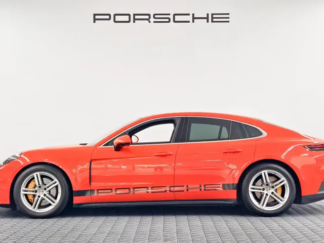 Porsche Panamera — Фото автомобиля 4