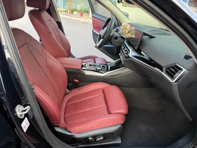 BMW i3 — Фото автомобиля 12