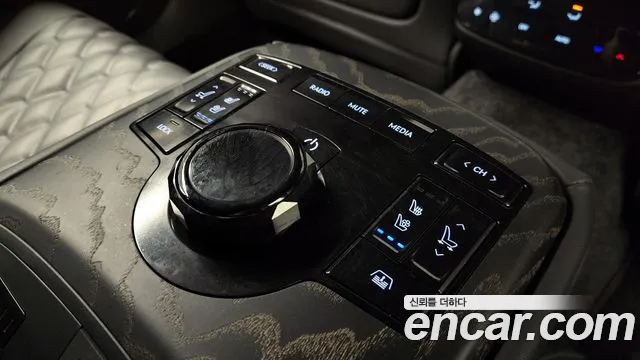 Genesis G80 Бензин 3.5 турбо AWD — Фото автомобиля 19