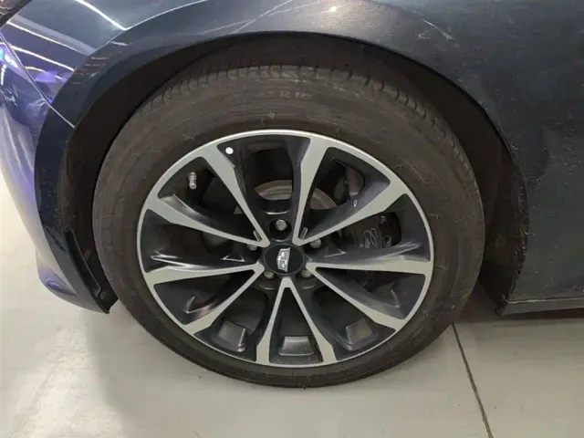 Cadillac CT5 — Фото автомобиля 22