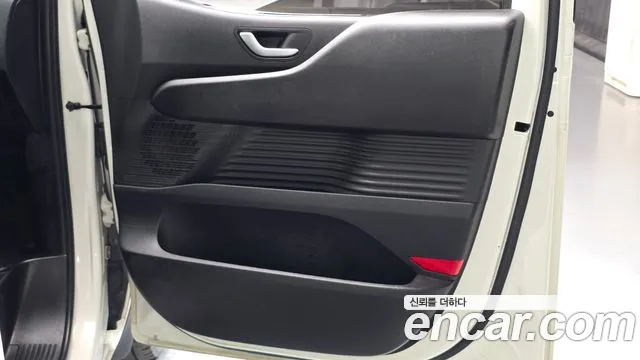 Hyundai Staria — Фото автомобиля 25