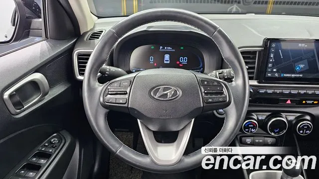 Hyundai Venue — Фото автомобиля 19