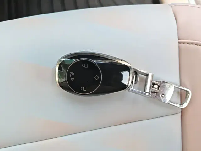 Leapmotor T03 — Фото автомобиля 8