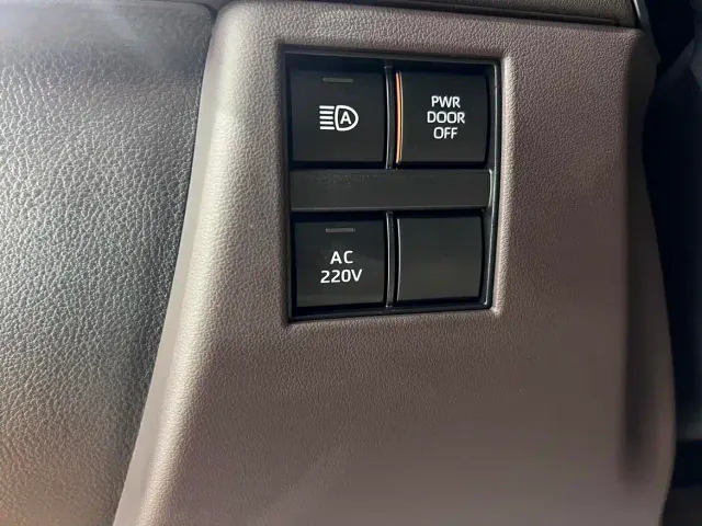 Toyota Alphard — Фото автомобиля 15