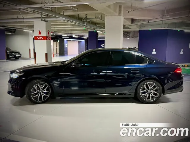 BMW 5 Series G60 — Фото автомобиля 2