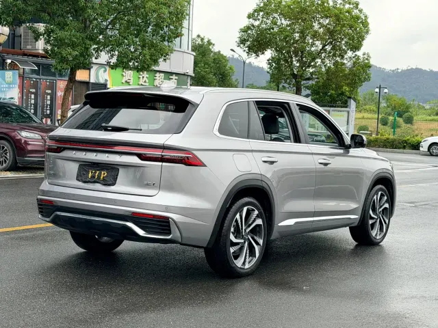 Geely Xingyue L — Фото автомобиля 4