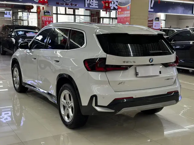 BMW X1 — Фото автомобиля 9