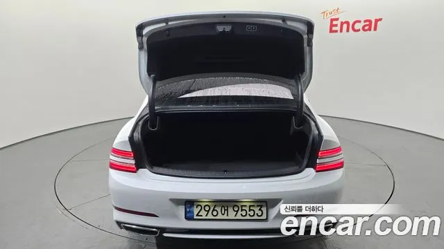Genesis G80 Бензин 2.5 турбо AWD — Фото автомобиля 13