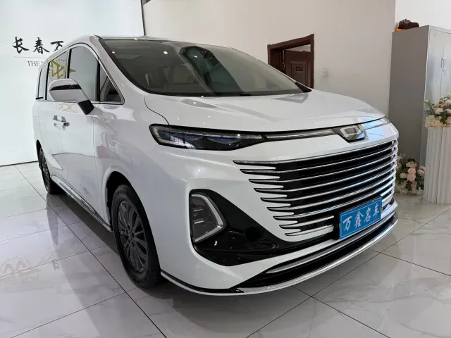 Bestune Besturn M9 — Фото автомобиля 3
