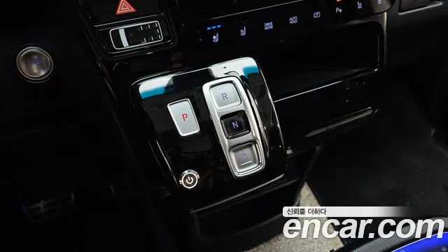 Hyundai Staria — Фото автомобиля 9