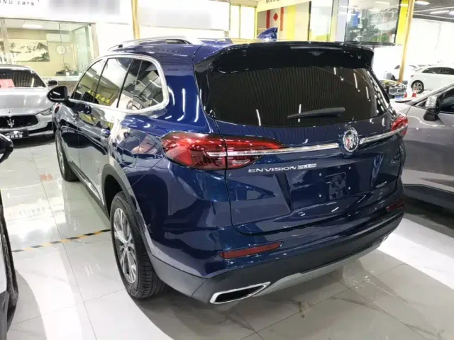 Buick Envision Plus — Фото автомобиля 4