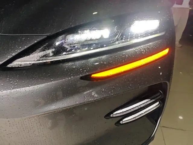 BYD Song PLUS — Фото автомобиля 23