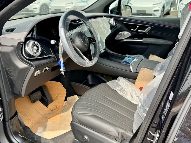 Mercedes-Benz EQS — Фото автомобиля 10