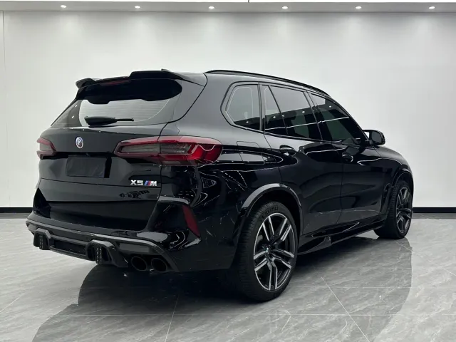 BMW X5 M — Фото автомобиля 4