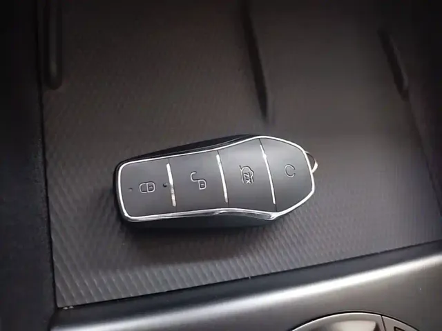 BYD Seal 05 DM-i — Фото автомобиля 8