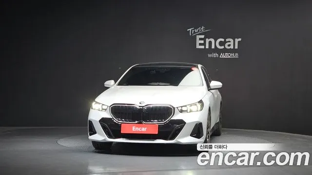 BMW 5-Series 5 серия (G60) 530i xDrive M Sport Pro Special Edition — Фото автомобиля 3