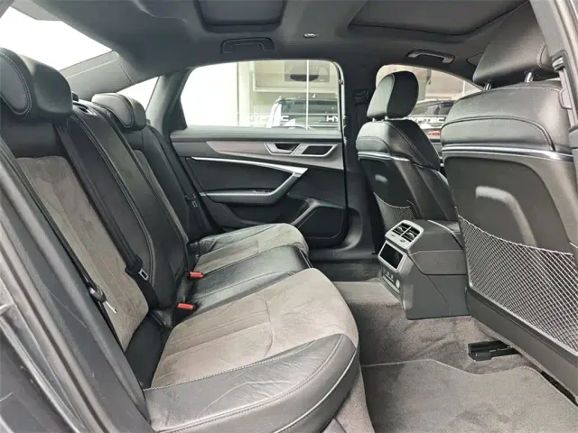 Audi A6L — Фото автомобиля 7