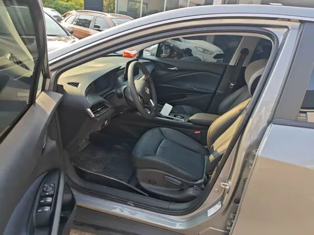 Buick Velite 6 — Фото автомобиля 14