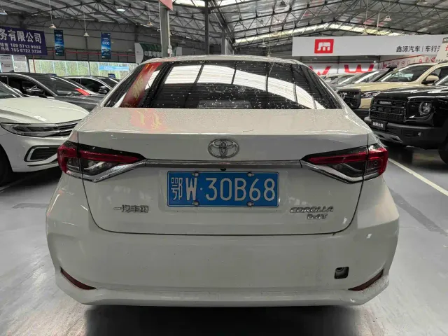 Toyota Corolla — Фото автомобиля 6