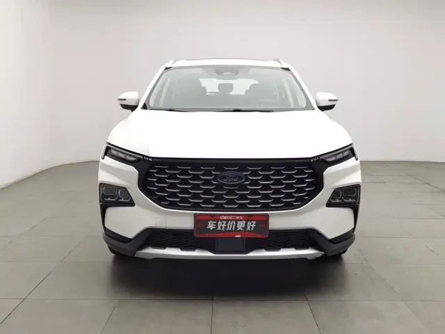 Ford Lingrui — Фото автомобиля 3