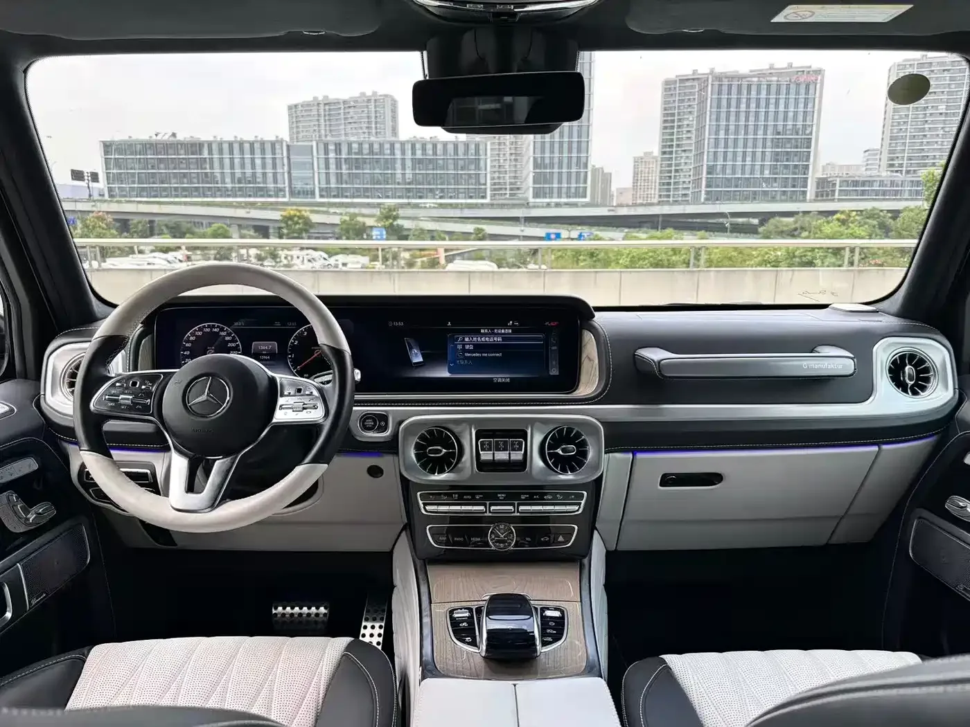 Mercedes-Benz Mercedes-Benz G-Class 2023 G 500 — Фото автомобиля 10