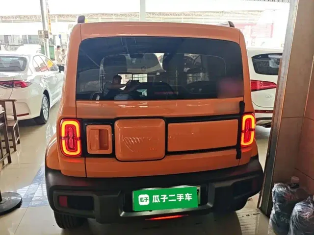 Baojun Yep — Фото автомобиля 5