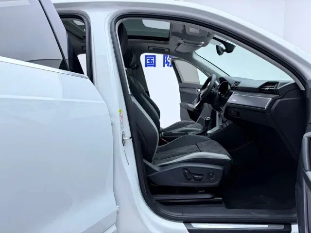 Audi Audi Q3 2021 35 TFSI Progressive Sport — Фото автомобиля 15