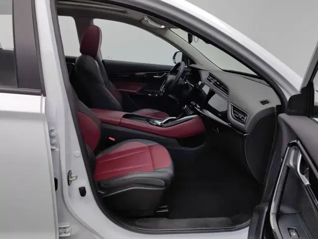 Dongfeng Fengshen AX7 — Фото автомобиля 23