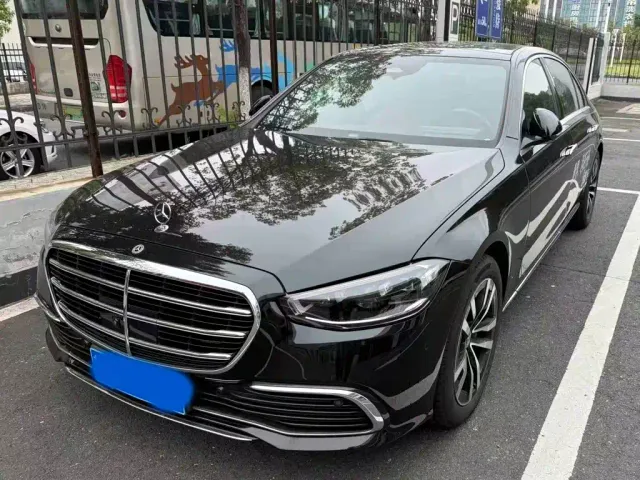 Фотография автомобиля — Mercedes-Benz S-Class
