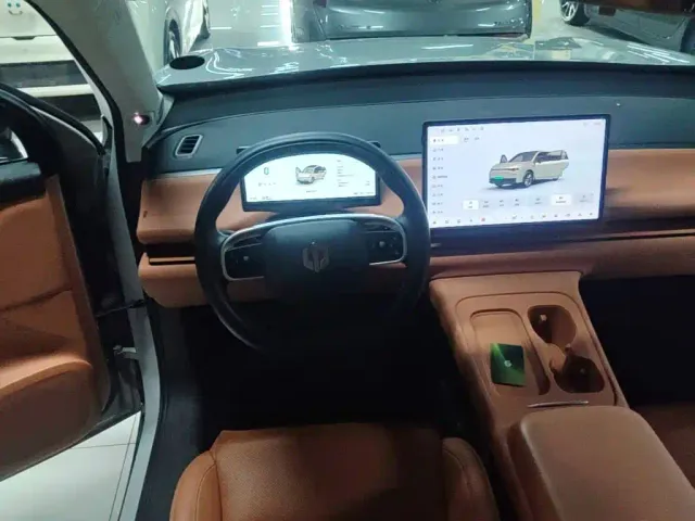 Leapmotor C10 — Фото автомобиля 10