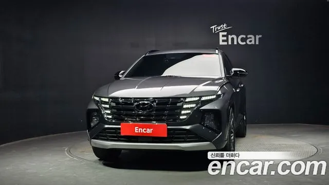 Hyundai Tucson Tucson (NX4) Бензин 1.6 турбо 2WD — Фото автомобиля 2