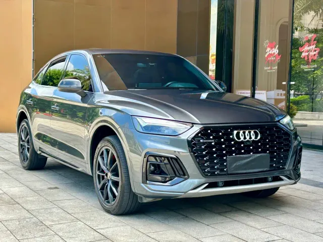 Audi Q5L Sportback — Фото автомобиля 3