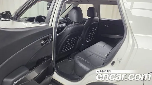 KG_Mobility_Ssangyong TIBOLI Very New Tivoli Бензин 1.5 2WD — Фото автомобиля 12
