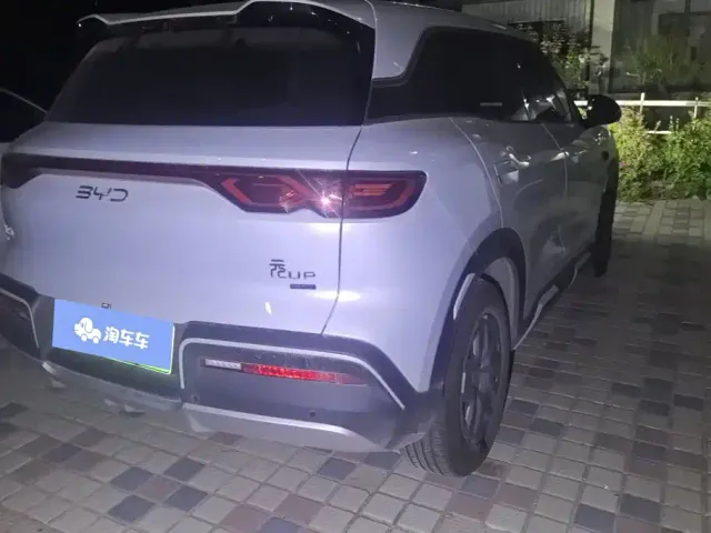 BYD Yuan UP — Фото автомобиля 3