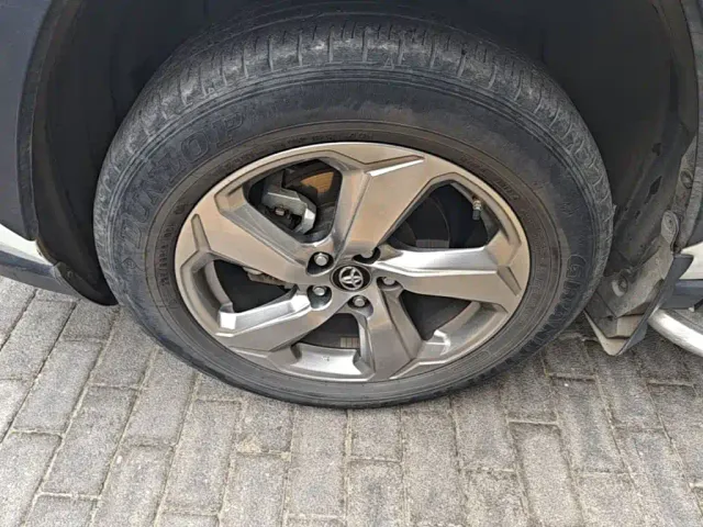Toyota RAV4 — Фото автомобиля 22