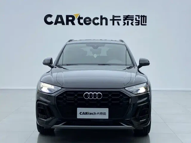 Audi Q5L — Фото автомобиля 2