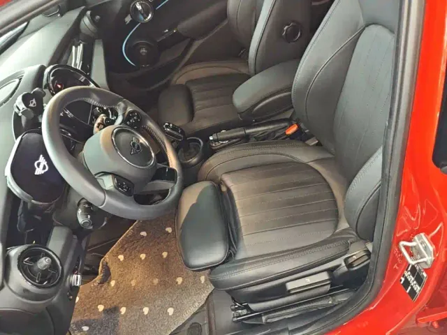 MINI Hatch — Фото автомобиля 14