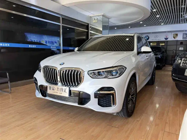 BMW X5 — Фото автомобиля 3