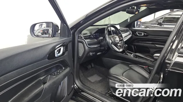 Jeep Compass — Фото автомобиля 10