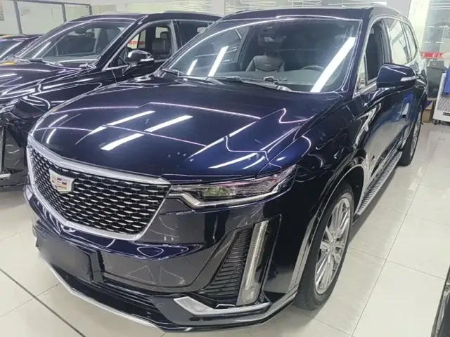Фотография автомобиля — Cadillac XT6